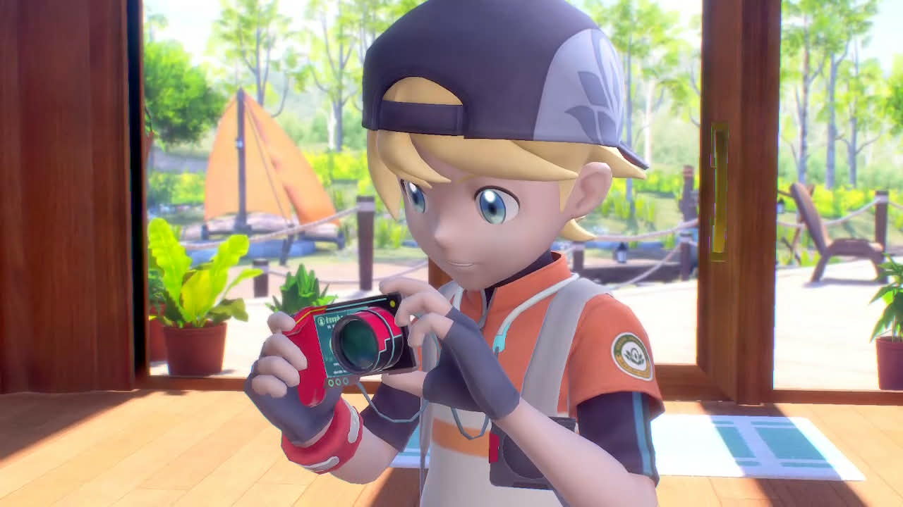 Mc reveives the Camera